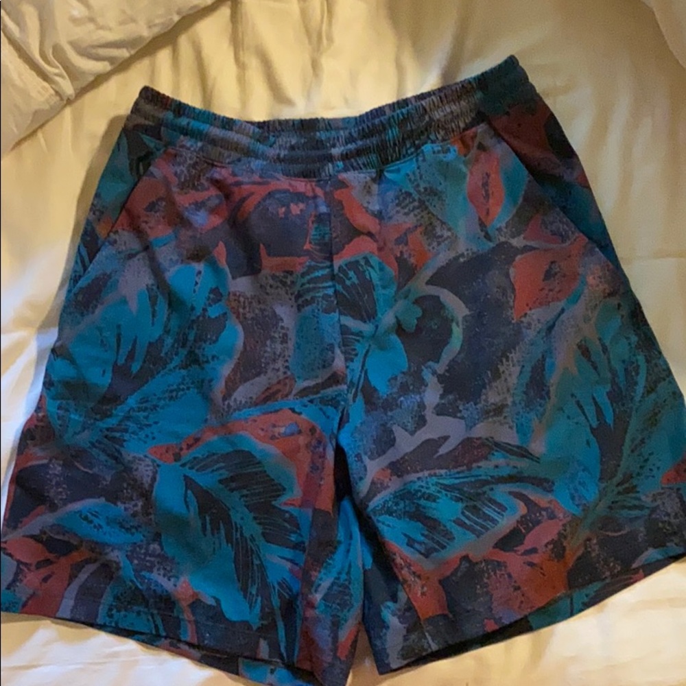 Lululemon pacebreaker shorts- linerless